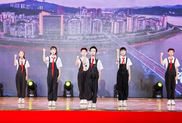 文化與時尚交融，最新廣場舞曲引領(lǐng)2024風(fēng)尚