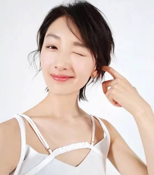 多元審美時(shí)代下的獨(dú)特魅力，小眼睛明星的魅力風(fēng)采