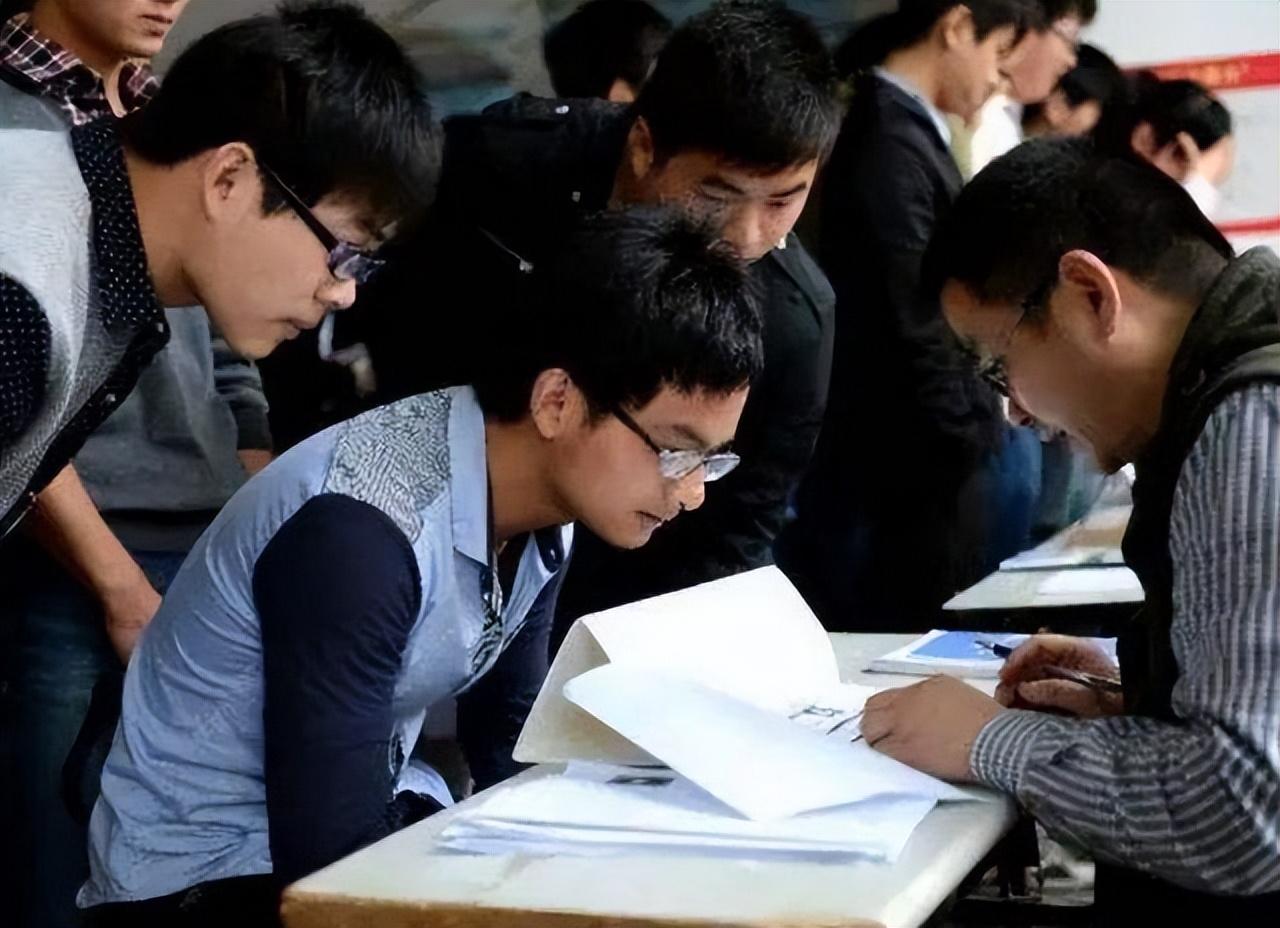 鐵路薪資改革邁入新時代，科技重塑未來，最新動態(tài)揭示變革趨勢