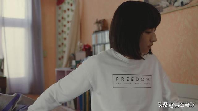 演員何佳，炸裂演技，魅力四射??