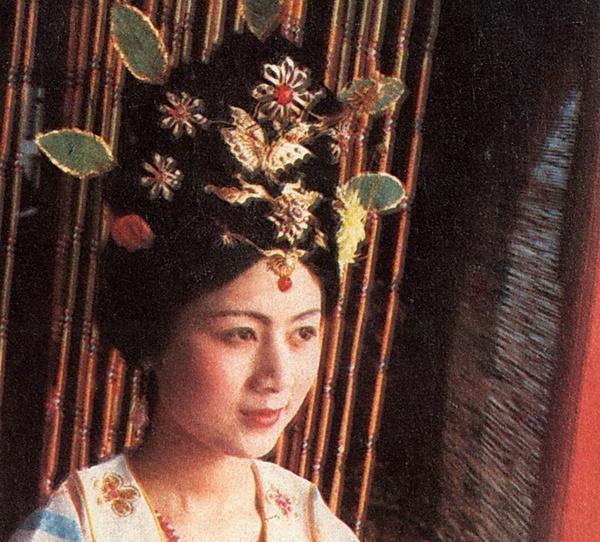 演員馬蘭圖片集，展現(xiàn)風(fēng)采的劇照欣賞
