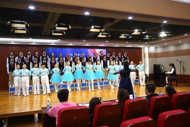 科技與藝術(shù)融合之作，智能合唱助手推薦適合合唱比賽的歌曲