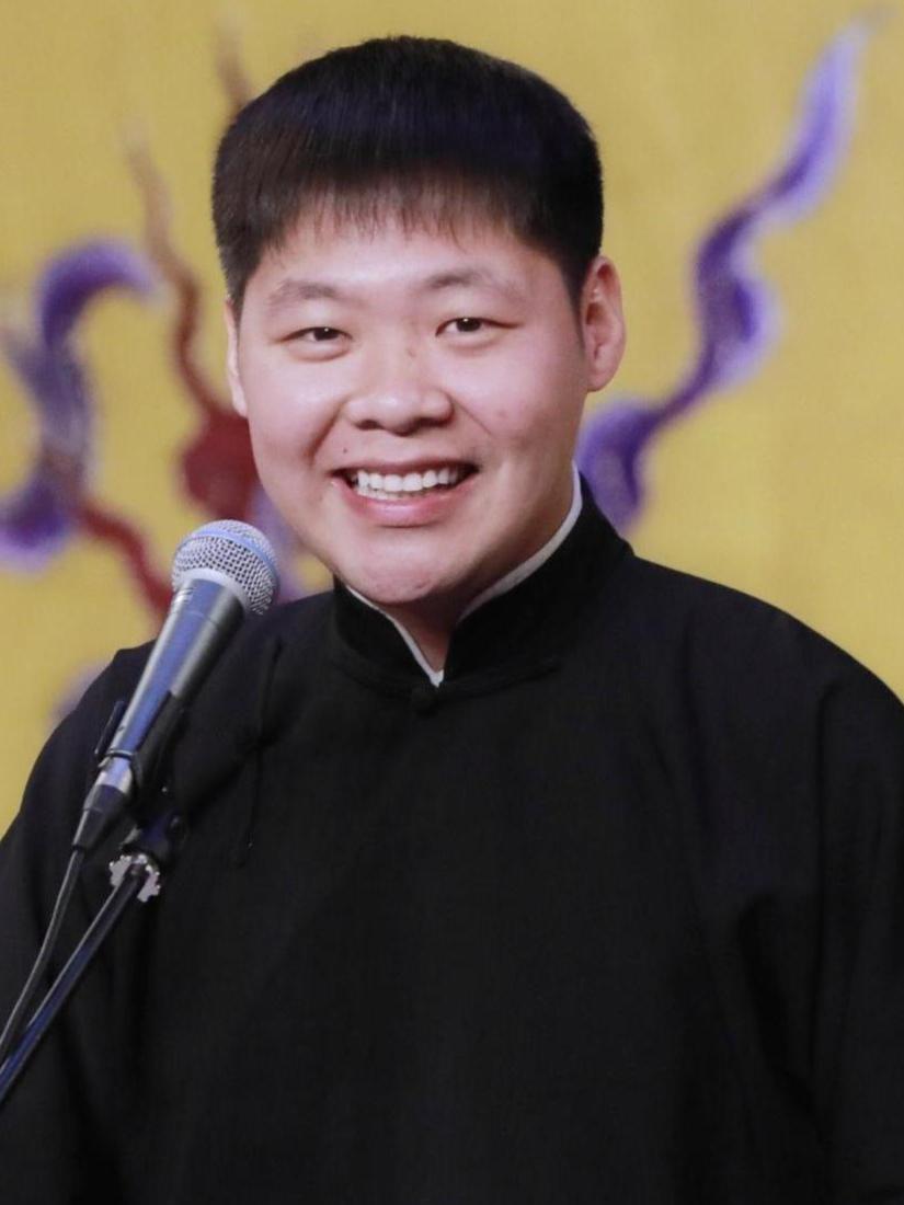 相聲演員鶴，傳承與創(chuàng)新的藝術(shù)人生之旅