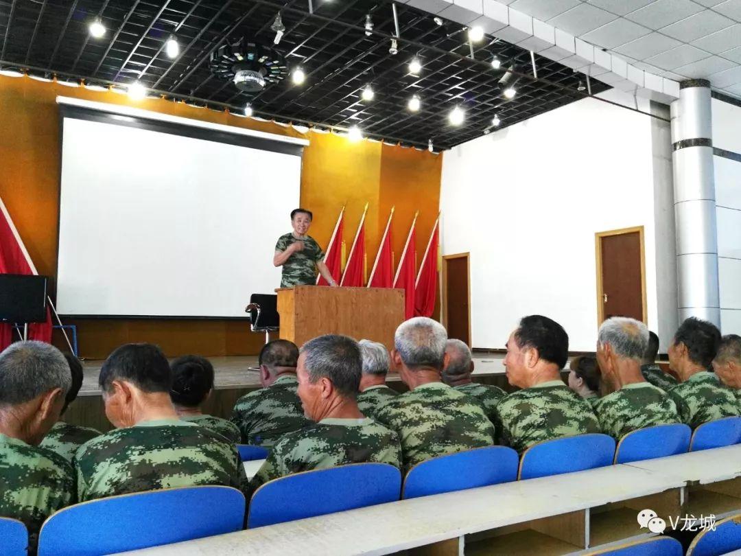 小巷深處的軍迷天堂，最新軍情新聞揭秘