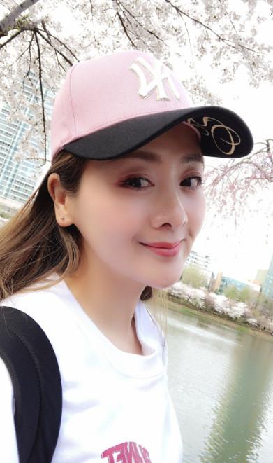 臀部打針視頻，文化現(xiàn)象的深度解讀與探討