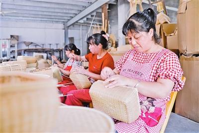 安吉小巷深處的隱藏版特色小店驚艷亮相，最新新聞報道