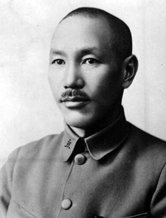權(quán)力風(fēng)云掀起熱議風(fēng)暴，最新動(dòng)態(tài)引領(lǐng)討論潮流