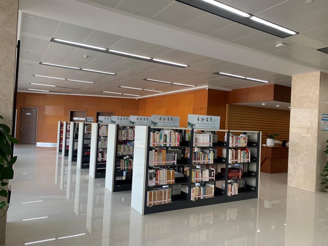 何頓最新作品，引領(lǐng)你進入獨特的文學(xué)之旅
