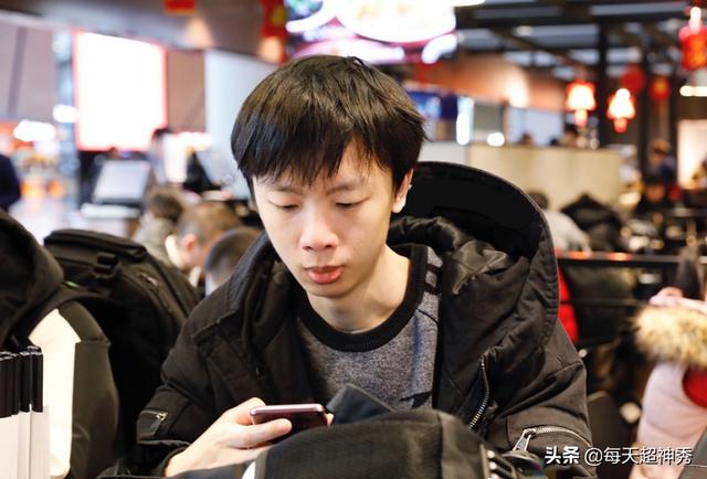 強(qiáng)哥最新版，與自然共舞，探尋內(nèi)心平和之地